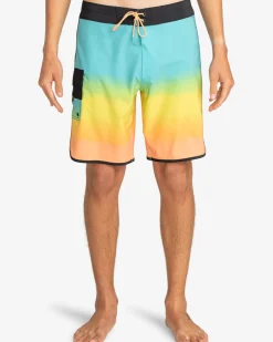 73 Fade Pro 19" - Calções de banho pelo joelho para Homem