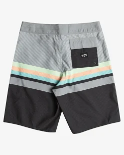 All Day Stripes 20" - Cal&ccedil;&otilde;es de banho pelo joelho para Homem
