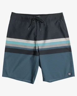 All Day Stripes 20" - Cal&ccedil;&otilde;es de banho pelo joelho para Homem