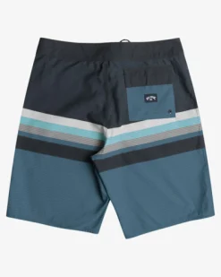 All Day Stripes 20" - Cal&ccedil;&otilde;es de banho pelo joelho para Homem