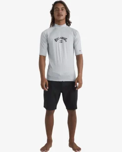 Arch Wave - T-shirt de surf de manga curta com UPF 50 para Homem